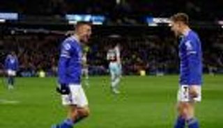 ترتيب الدوري الإنجليزي.. ليستر سيتي يتخلص من لعنة ليفربول بعد 3 أشهر