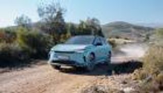 فيديو.. تويوتا تشعل صراع الكهرباء بين سكودا وفورد بـ"BZ4X