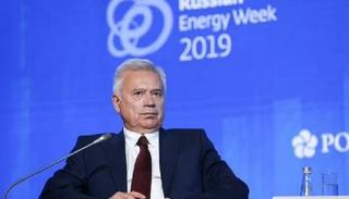 الملياردير الروسي وحيد الأكبروف