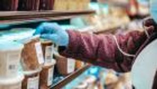 الإمارات تواجه هدر الطعام بمبادرات خلاقة.. والرهان على الوعي المجتمعي