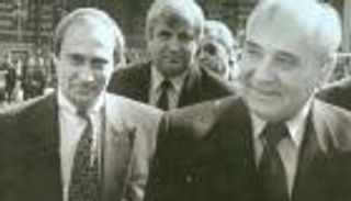 ميخائيل جورباتشوف.. تعرف على آخر رؤساء الاتحاد السوفيتي 