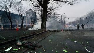 غارة روسية على برج التلفزيون في كييف (أ.ف.ب)