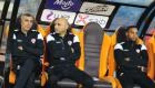 الزمالك وفيوتشر.. أسامة نبيه يعترف بتعذيب لاعبيه ويقطع وعداً أفريقياً