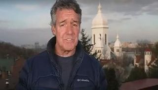 الصحفي الأمريكي تشارلي داجاتا