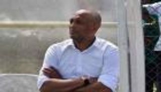 فرنسي يشبه زيدان.. مدرب واحد لمنتخبين في موريتانيا