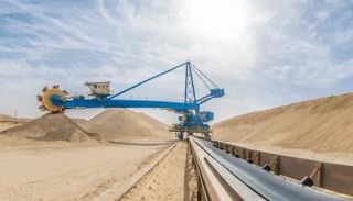 آليات استخراج الفوسفات في المغرب - أرشيفية