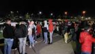 مغاربة عائدون من أوكرانيا.. استنفار دبلوماسي وتآزر شعبي