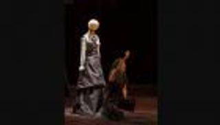 ياقوتة.. عرض مسرحي يدافع عن قضايا المرأة وينتصر لقيم الجمال