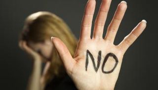 77% من نساء أوروبا يعتقدن أن كورونا وراء زيادة العنف