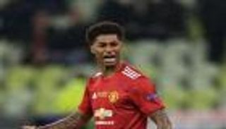 نجم مانشستر يونايتد يخوض معركة قضائية ضد مشجع مصري