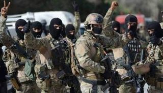 عناصر بالجيش التونسي عقب الانتضار على الإرهابيين في بوقردان