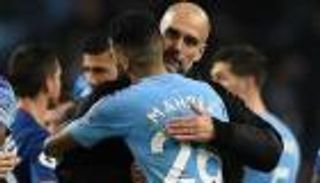 العنصر الأهم.. رياض محرز يورط جوارديولا قبل ديربي مانشستر