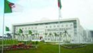 تحذير شديد اللهجة.. الجزائر تحسم موقفها من حرب روسيا وأوكرانيا