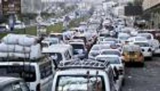 الحوثي يصطنع أزمة وقود.. إجراءات تعسفية تفاقم مآسي اليمنيين