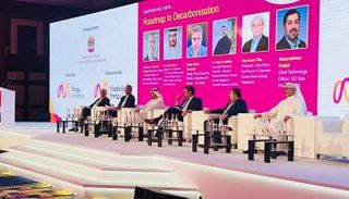 بمشاركة 131 دولة.. انطلاق معرض الشرق الأوسط للطاقة في دبي