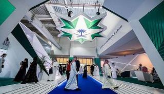 السعودية توقع 22 اتفاقية مشاركة صناعية عسكرية بـ  8 مليارات ريال