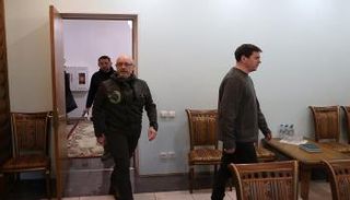 وفد أوكرانيا خلال وصوله لمفاوضات سابقة