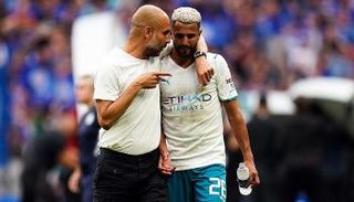 رياض محرز وجوارديولا في مانشستر سيتي