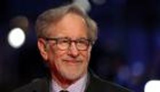 ستيفن سبيلبرج يعارض قرار الأوسكار: كلنا سواسية