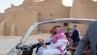 الرئيس المصري خلال الجولة مع ولي العهد السعودي