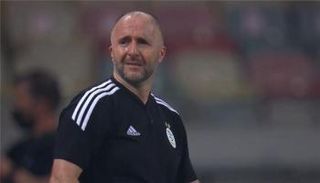 جمال بلماضي مدرب منتخب الجزائر