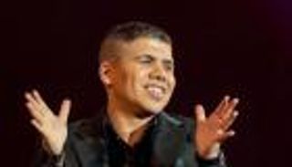 هاني شاكر يحرر عمر كمال من "سجن الإيقاف"