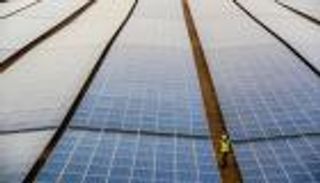 تكتل إماراتي كبير يسعى للحد من الانبعاثات الكربونية.. "طاقة نظيفة"