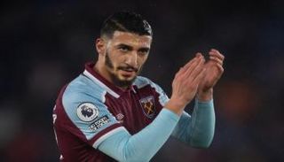 سعيد بن رحمة لاعب وست هام الإنجليزي