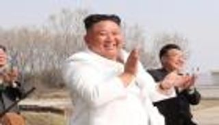 سر سعادة الزعيم كيم.. قمر اصطناعي أم صاروخ باليستي؟