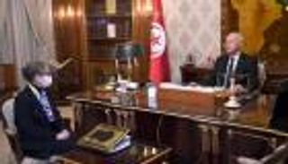 "حرب بلا هوادة".. "ساعة الصفر" تدق في تونس