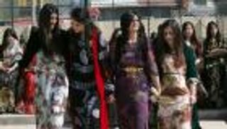 بالصور.. كردستان العراق يحتفل بزيّه التقليدي