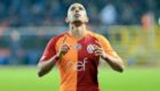 الدوري الأوروبي.. ماذا قدم سفيان فيغولي ضد برشلونة؟