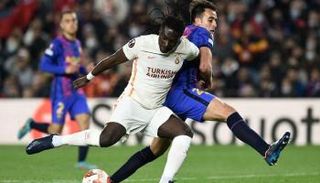 برشلونة وجالطة سراي