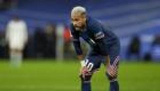 الاحتفال الصادم.. نيمار لا يبالي وباريس يتخذ "القرار الصعب" (صورة)