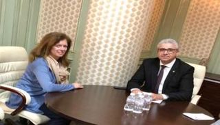 باشاغا خلال لقاء سابق بستيفاني وليامز