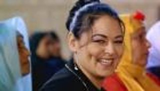 نيفين مندور تروي أسرار "قضية المخدرات" (فيديو)