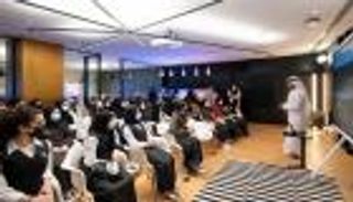 تمكين المرأة عبر الذكاء الاصطناعي.. دفع لمسيرة التنمية الإماراتية
