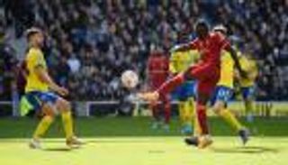 ترتيب الدوري الإنجليزي.. ليفربول يهزم برايتون.. ويونايتد يعبر توتنهام بهاتريك رونالدو