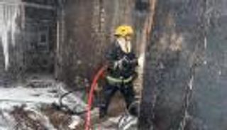 إنقاذ 6 نساء حاصرت النيران منزلهن في بغداد (صور)