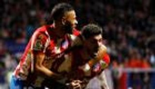 ترتيب الدوري الإسباني.. قطار أتلتيكو مدريد يعيد برشلونة خطوة للخلف