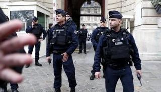 عناصر من الشرطة الفرنسية - أرشيفية