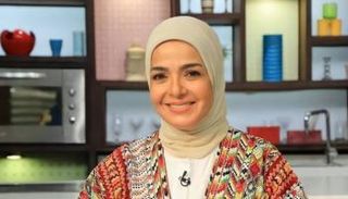 الإعلامية منى عبدالغني