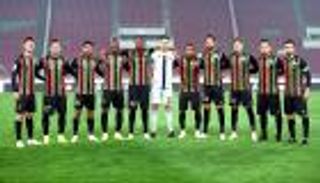 البطل التاريخي.. الجيش الملكي يودع كأس العرش باقتحام جماهيري