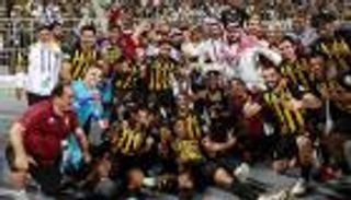 البنزين ومعادلة رومانية.. ماذا ينقص الاتحاد للتتويج بالدوري السعودي؟