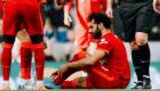 أسطورة ليفربول يفجر مفاجأة عن إصابة محمد صلاح