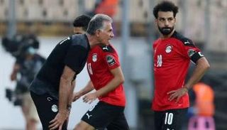 كيروش مع محمد صلاح في منتخب مصر