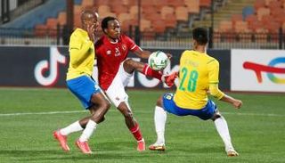 حرب كلامية بين الأهلي وصن داونز