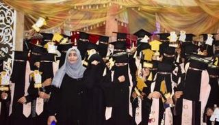 فتيات يمنيات قهرن إرهاب مليشيات الحوثي