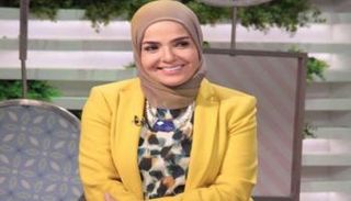 الإعلامية منى عبدالغني 