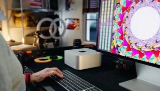 الحاسوب المكتبي Mac Studio الجديد